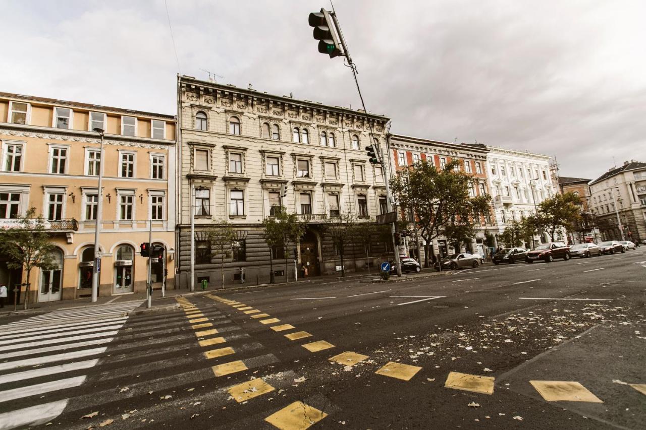 The Double Vintage & Handcrafted Budapest