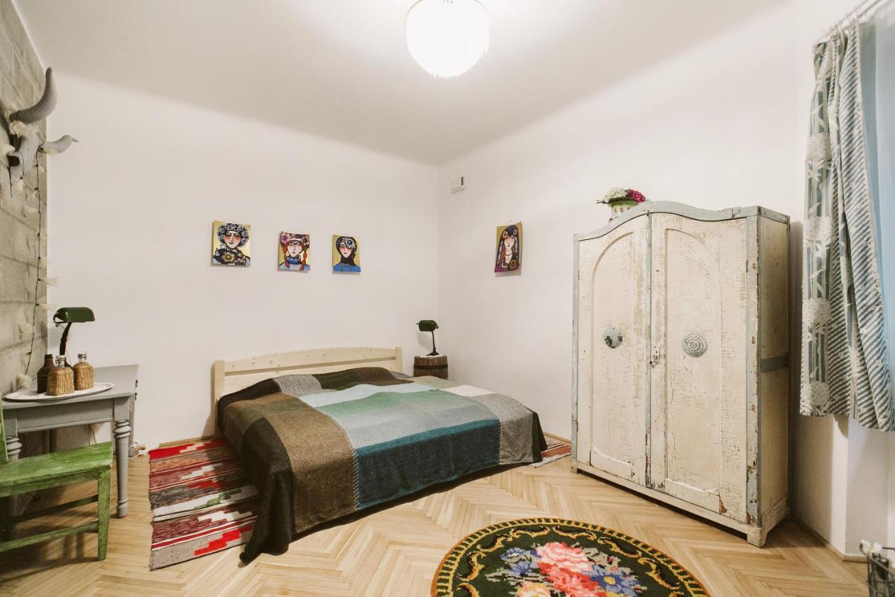 The Double Vintage & Handcrafted Apartment *